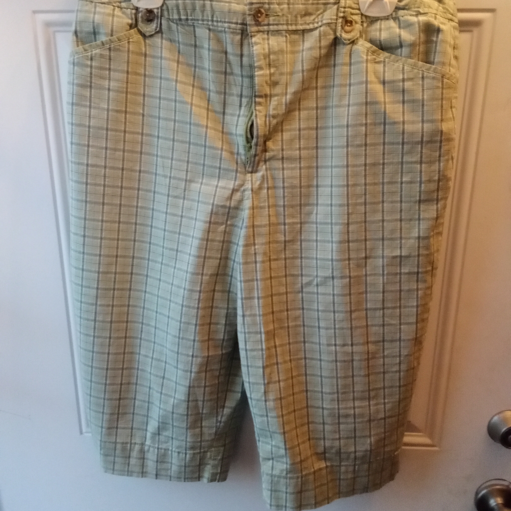 White Stag Women's 2xl Plaid Shorts
